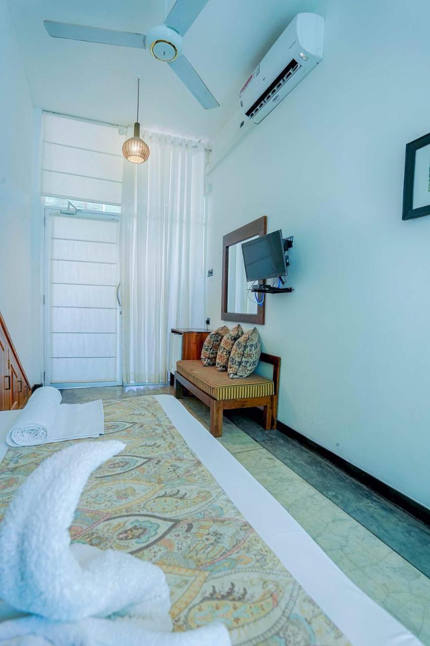 Beta'S Place Dikwella Extérieur photo